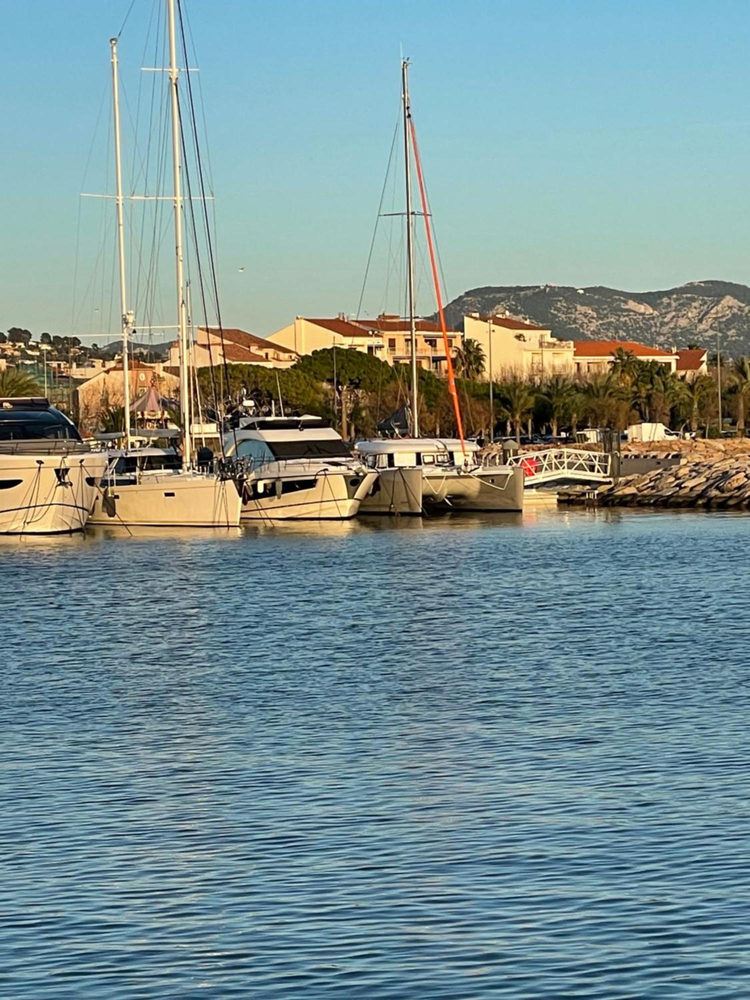 Mer Sea Διαμέρισμα Sanary-sur-Mer Εξωτερικό φωτογραφία